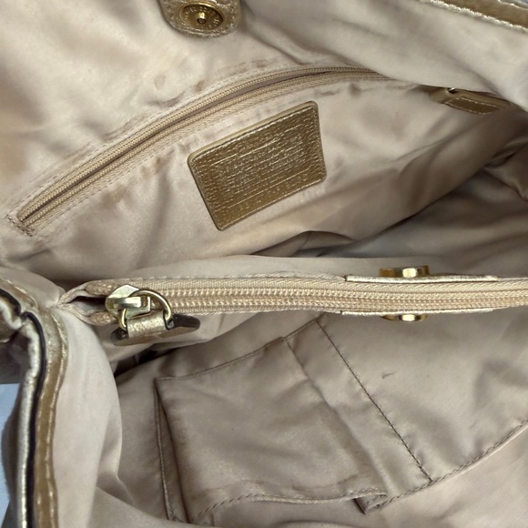 COACH PENELOPE LINEN SIGNATURE TOTE - Picture 2 of 14